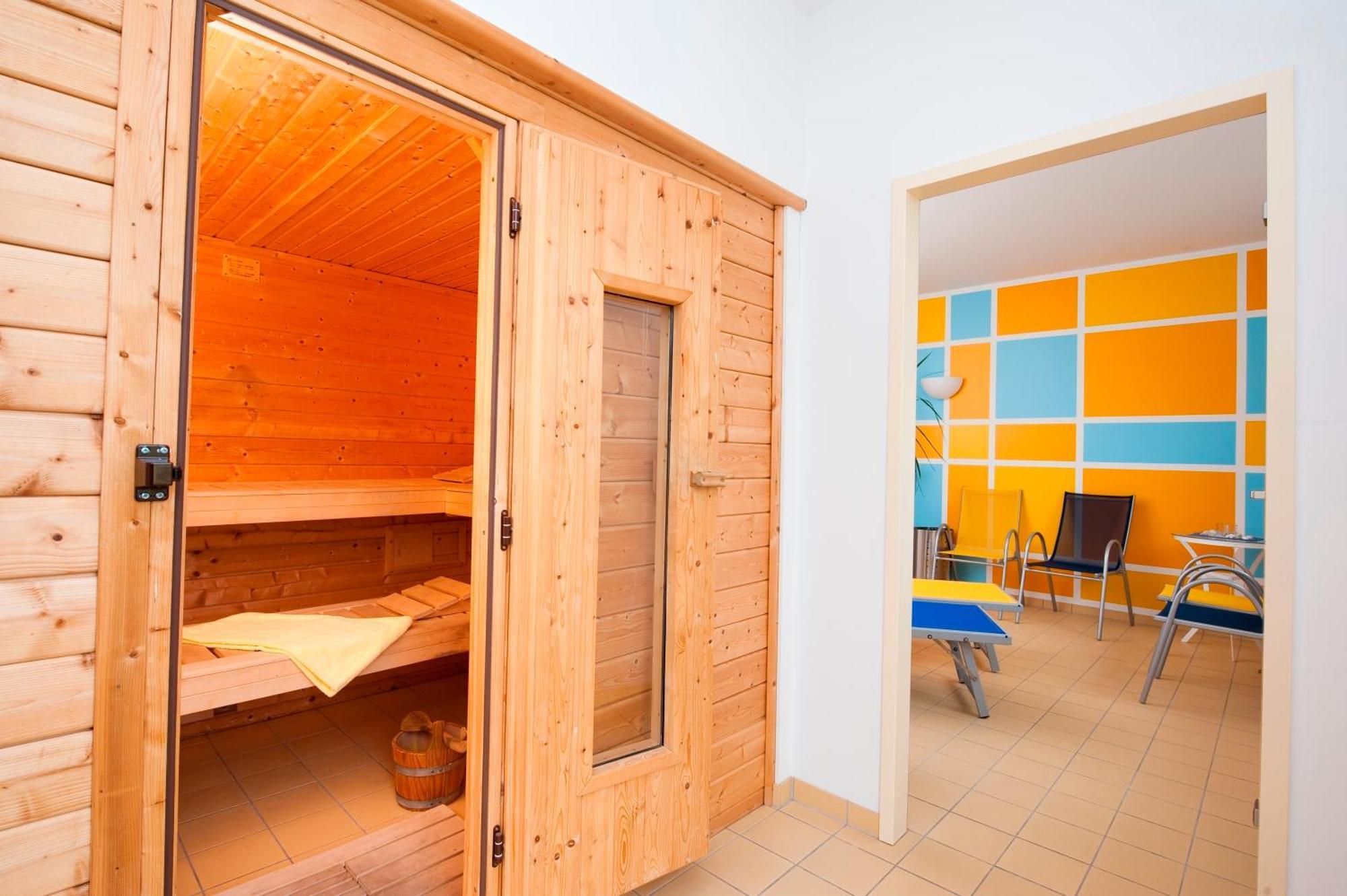 Hotel Aquamarin Papenburg Instalações foto